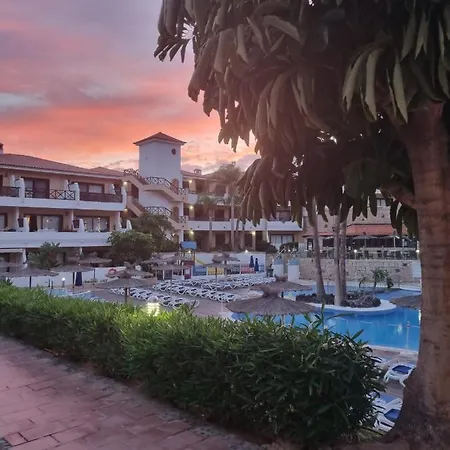 Appartamento 349 Royal Park Albatros Pool, Terrace And Ac
